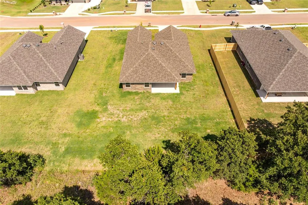 Photo 38 — 4616 Lincoln Landing, Harrah, OK 73045