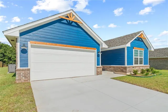 Photo 4 — 4616 Lincoln Landing, Harrah, OK 73045