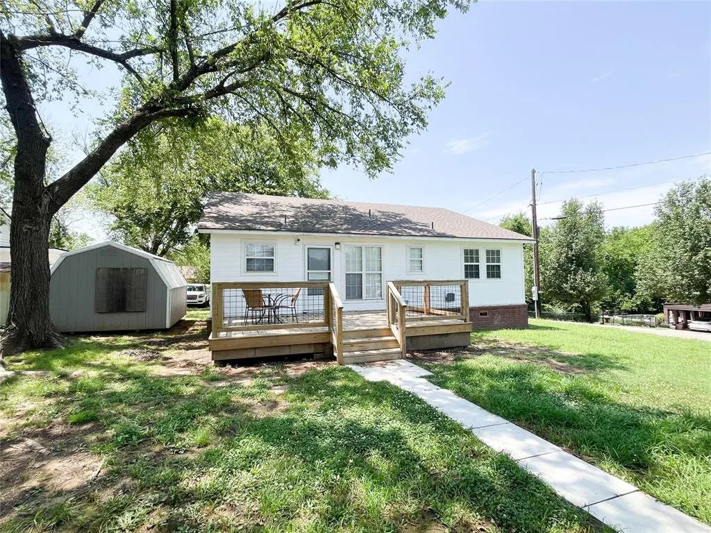 Photo 31 — 401 S 21st Street, Collinsville, OK 74021