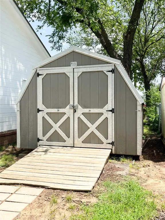 Photo 29 — 401 S 21st Street, Collinsville, OK 74021