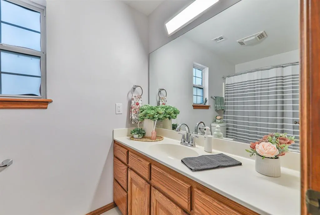 Photo 26 — 401 S 21st Street, Collinsville, OK 74021