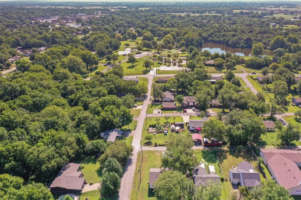 Photo 37 — 401 S 21st Street, Collinsville, OK 74021