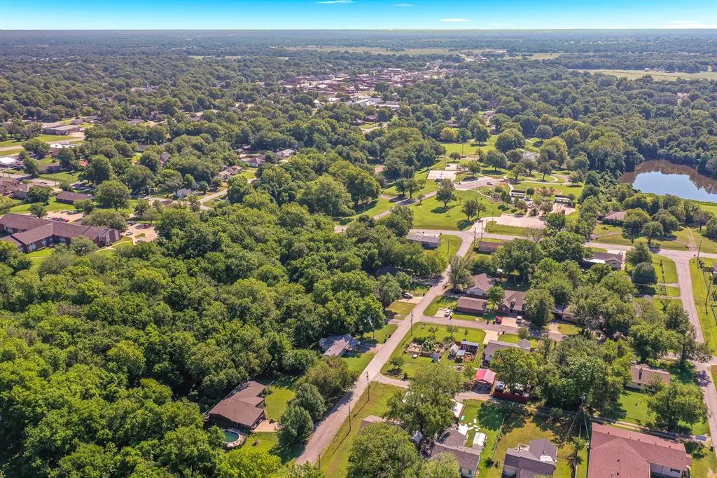Photo 39 — 401 S 21st Street, Collinsville, OK 74021