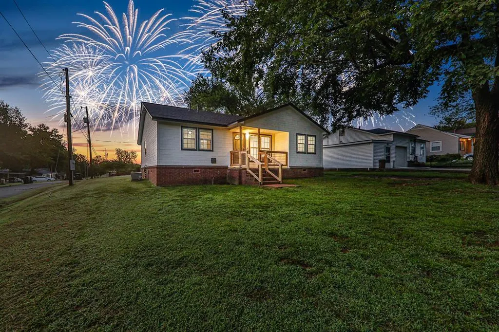 Photo 45 — 401 S 21st Street, Collinsville, OK 74021