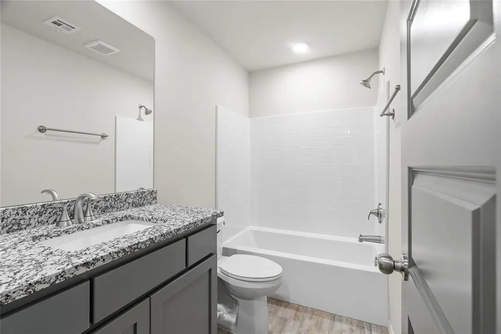 Photo 25 — 4640 Lincoln Landing, Harrah, OK 73045