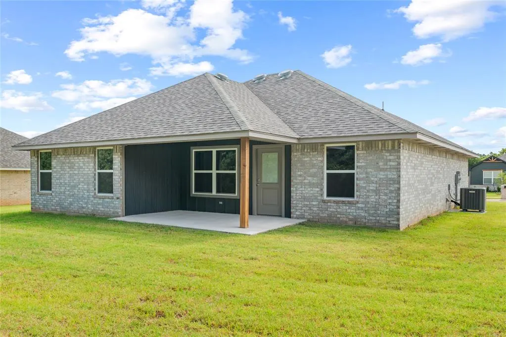 Photo 32 — 4640 Lincoln Landing, Harrah, OK 73045