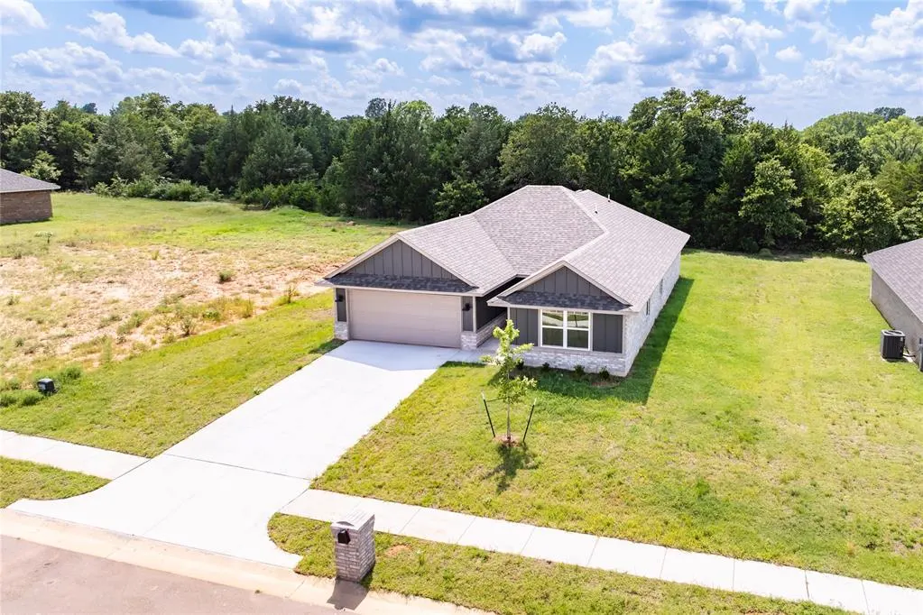 Photo 34 — 4640 Lincoln Landing, Harrah, OK 73045