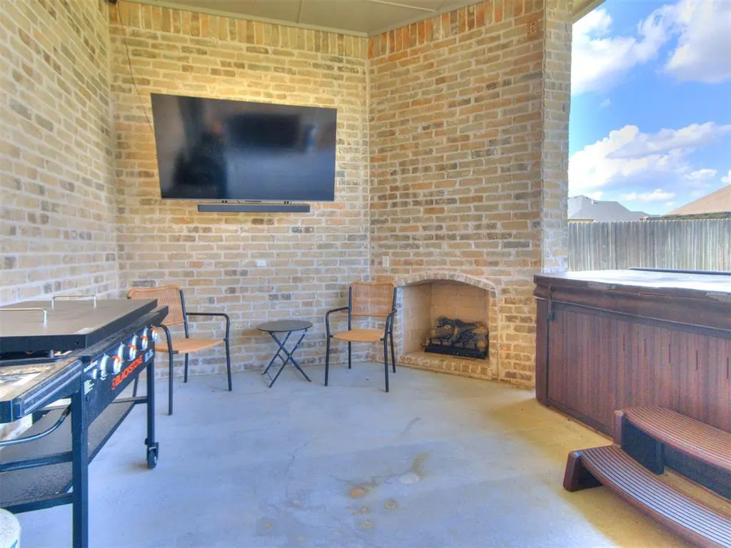 Photo 34 — 4304 Bridge Wood Lane, Oklahoma City, OK 73179