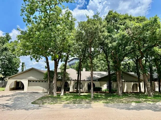 Photo 2 — 7325 NW 21st Street, Bethany, OK 73008