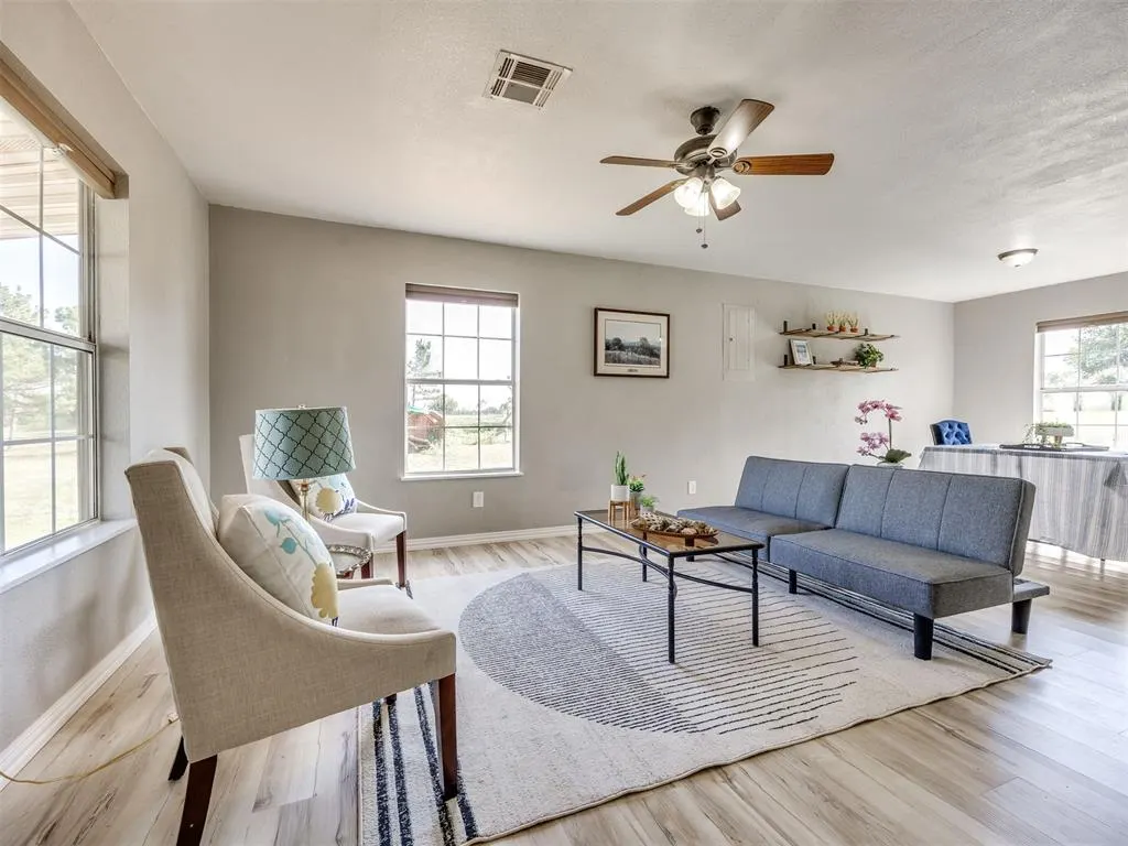 Photo 4 — 1186 County Street 2955, Tuttle, OK 73089