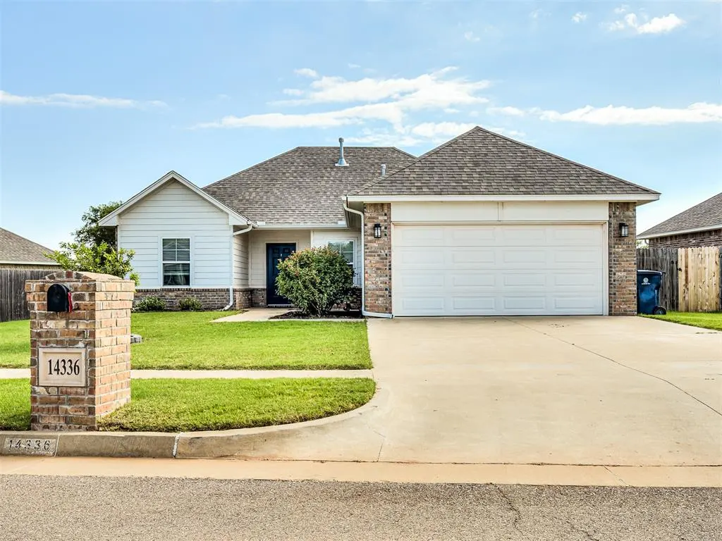 Front exterior — 14336 Peach Tree Drive, Yukon, OK 73099