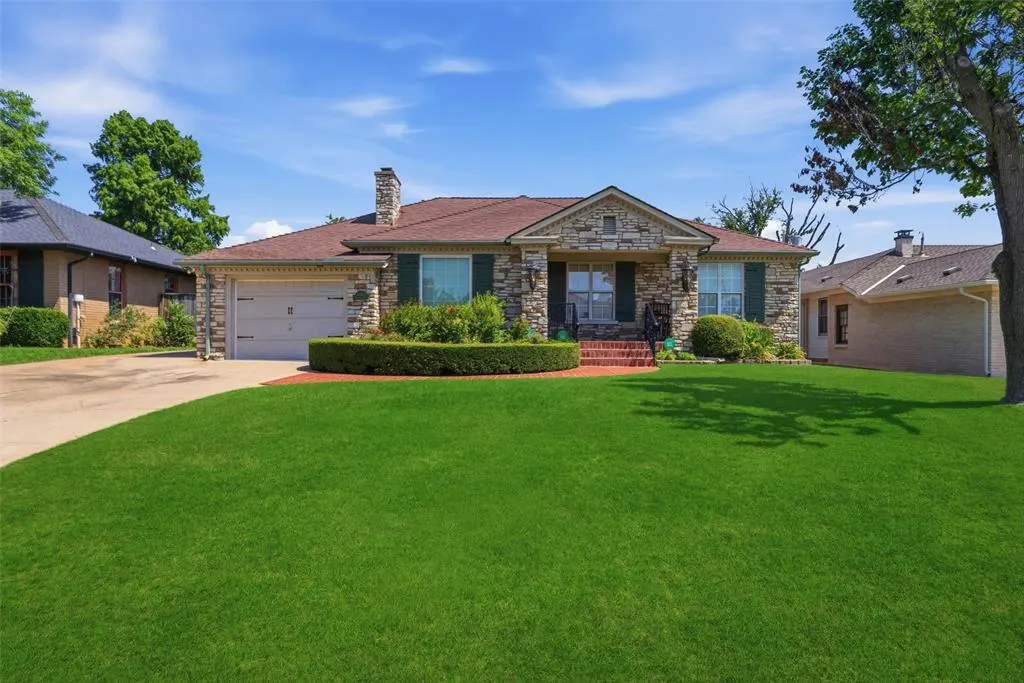 Front exterior — 1205 Marlboro Lane, Nichols Hills, OK 73116