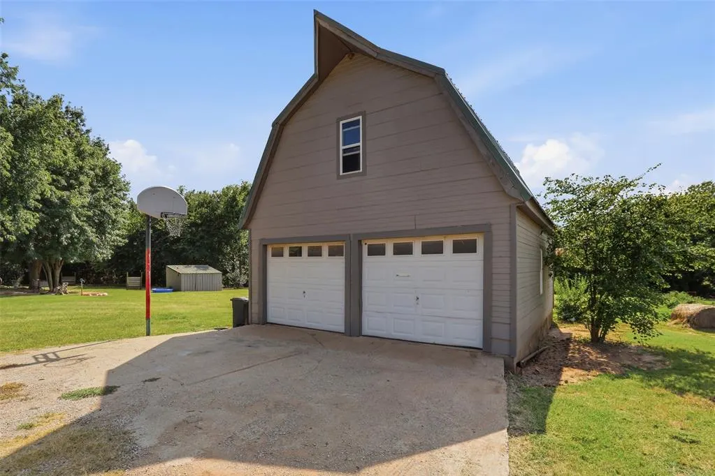 Photo 40 — 16100 County Road 20, Billings, OK 74630