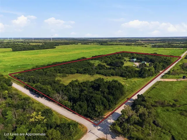 Photo 2 — 16100 County Road 20, Billings, OK 74630