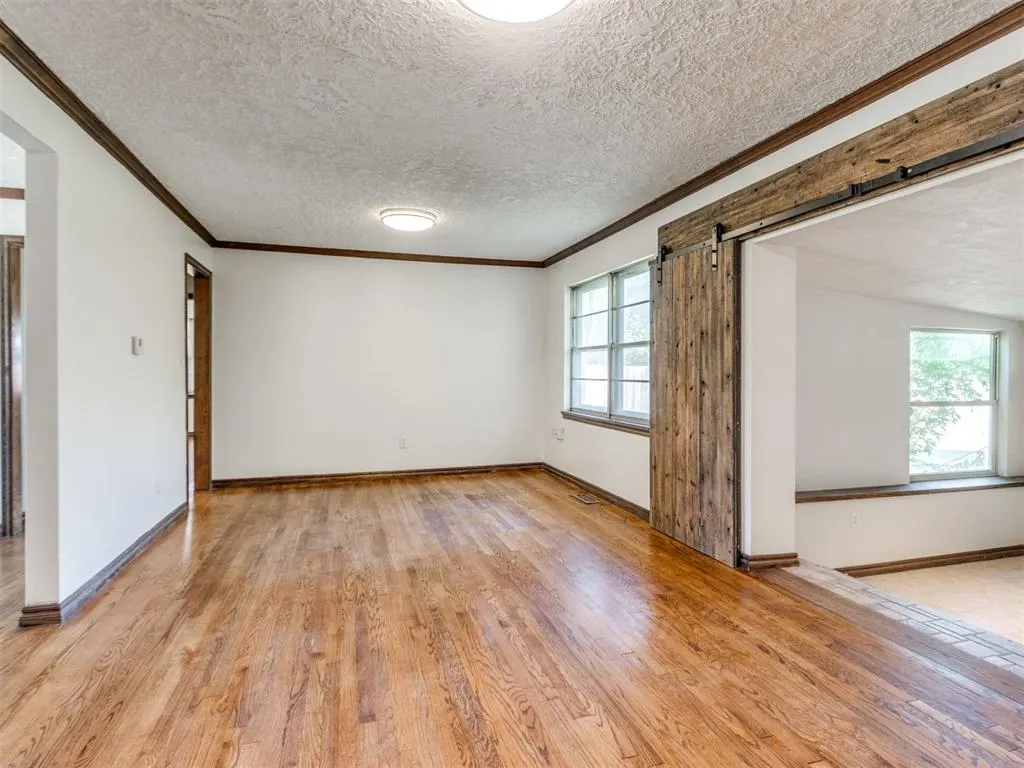 Photo 12 — 1304 Barbour Street, Norman, OK 73069