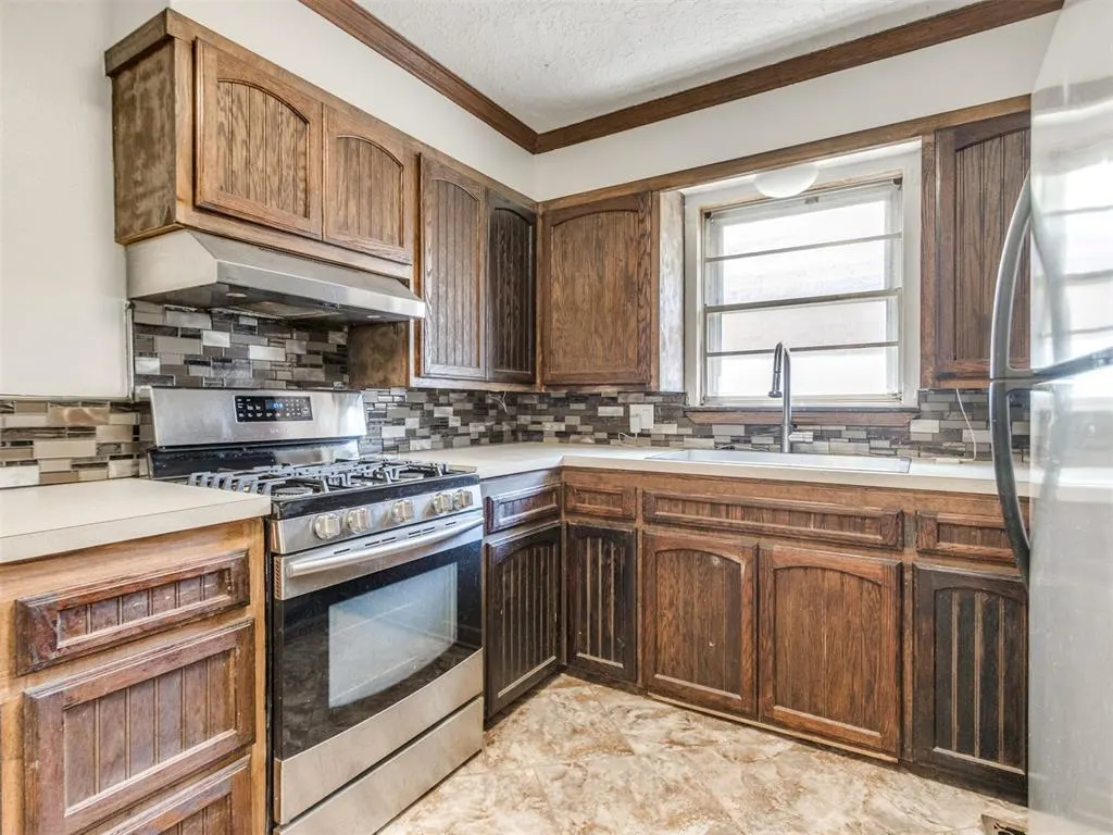 Photo 18 — 1304 Barbour Street, Norman, OK 73069