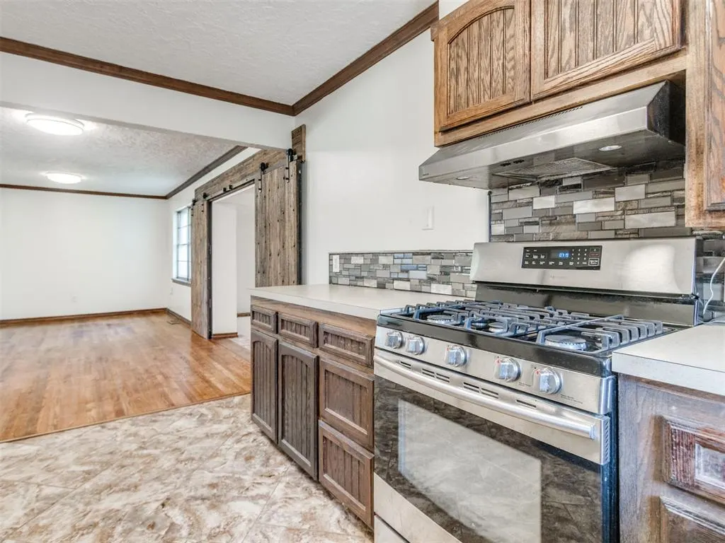 Photo 19 — 1304 Barbour Street, Norman, OK 73069