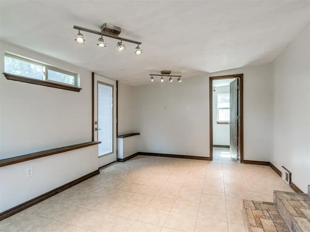 Photo 20 — 1304 Barbour Street, Norman, OK 73069