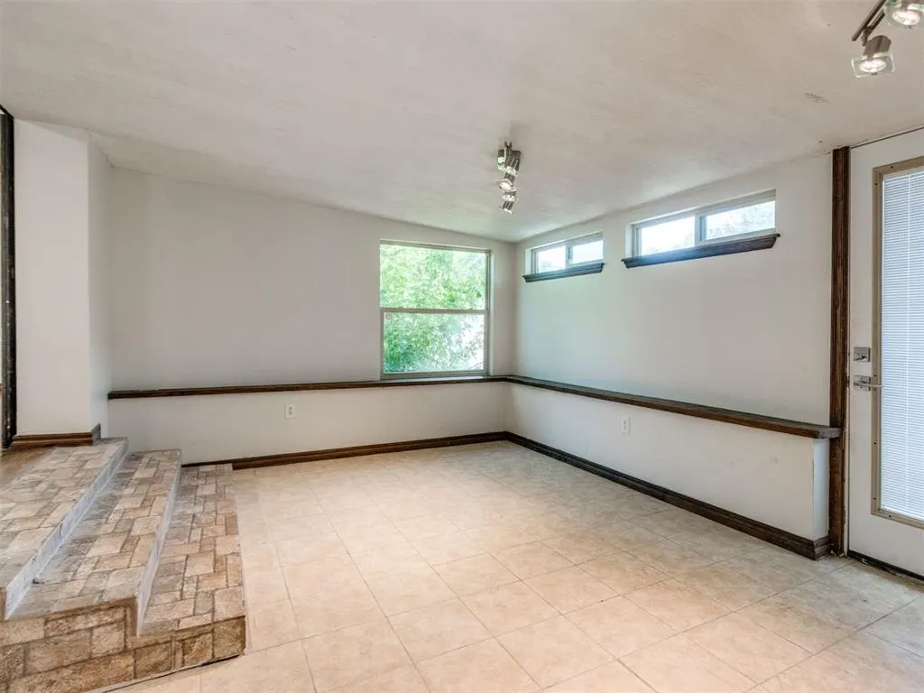 Photo 23 — 1304 Barbour Street, Norman, OK 73069