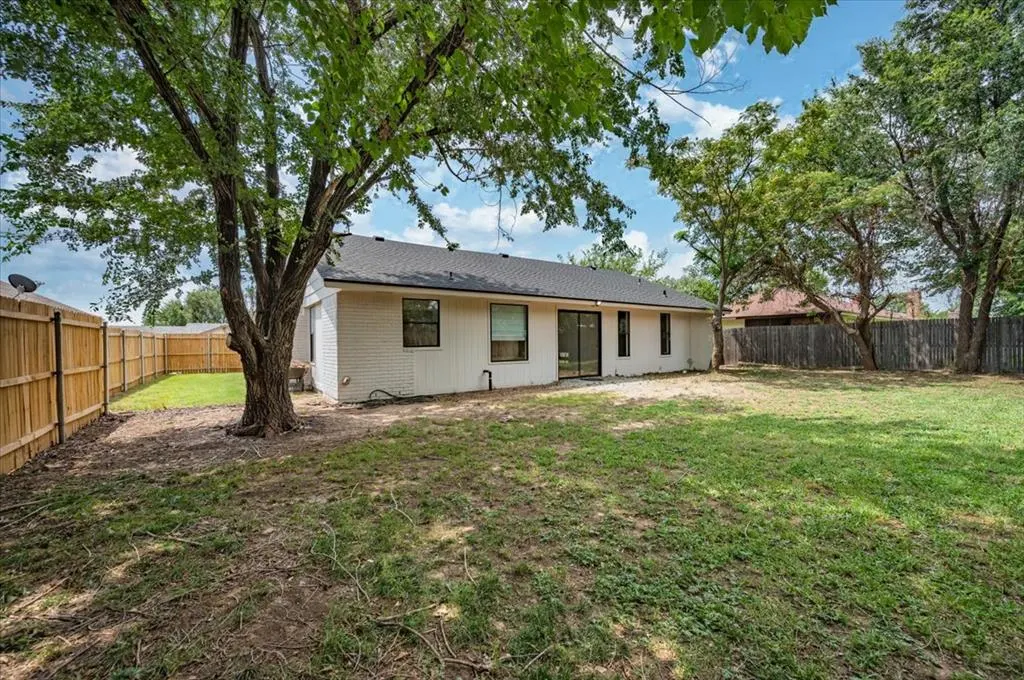 Photo 26 — 2452 Stone Glen Drive, El Reno, OK 73036