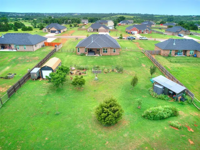 Photo 4 — 5445 Little Farms Road, Guthrie, OK 73044