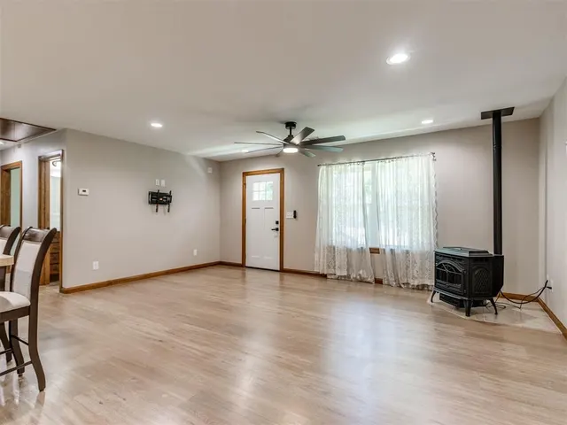 Photo 7 — 16802 Creek Valley Lane, Newalla, OK 74857