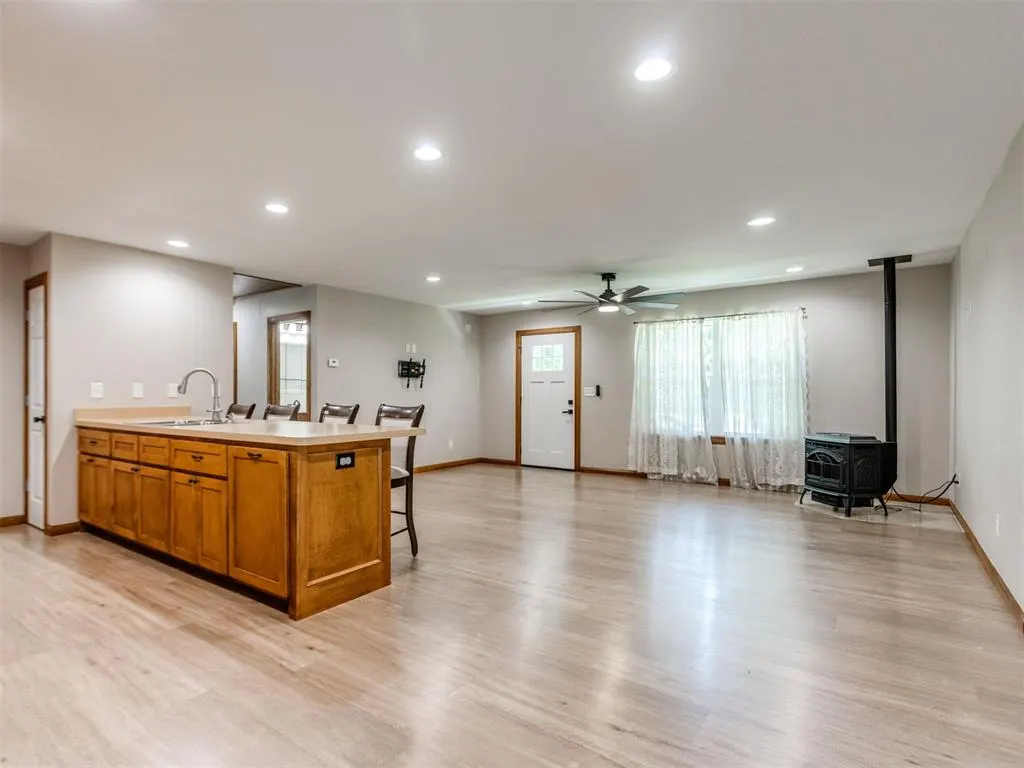 Photo 14 — 16802 Creek Valley Lane, Newalla, OK 74857