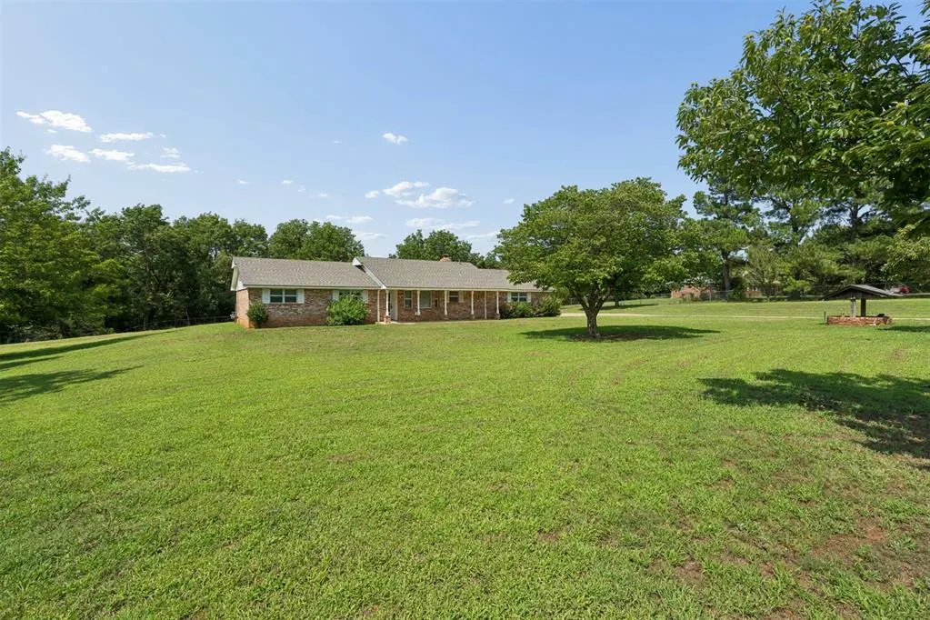 Photo 10 — 8010 E Maguire Road, Noble, OK 73068