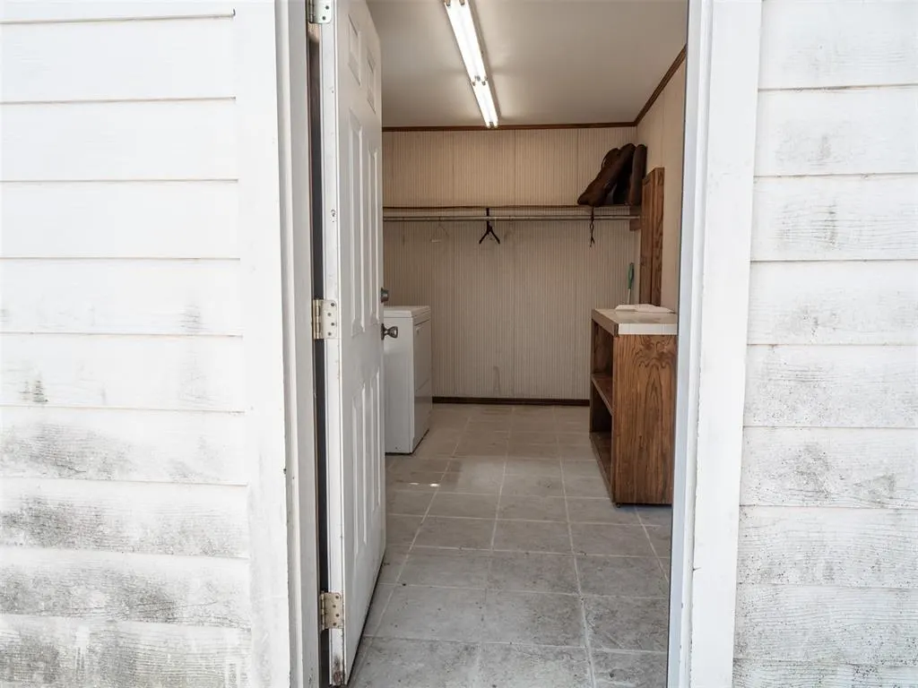 Photo 44 — 21 E Severn Street, Shawnee, OK 74801