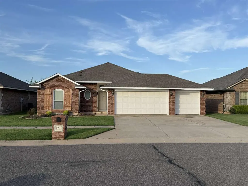Front exterior — 2261 Blue Jay Drive, Edmond, OK 73012
