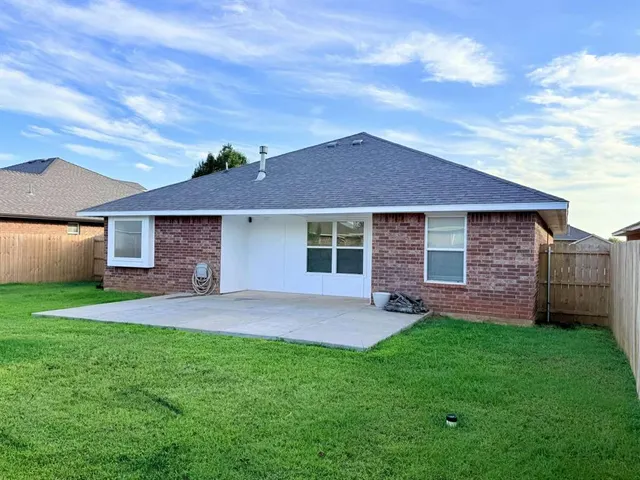 Photo 4 — 2261 Blue Jay Drive, Edmond, OK 73012