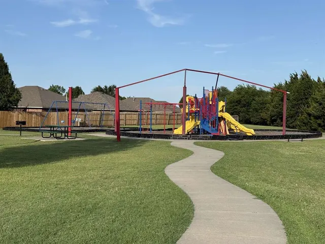 Photo 7 — 2261 Blue Jay Drive, Edmond, OK 73012