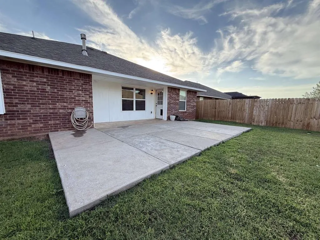Photo 11 — 2261 Blue Jay Drive, Edmond, OK 73012