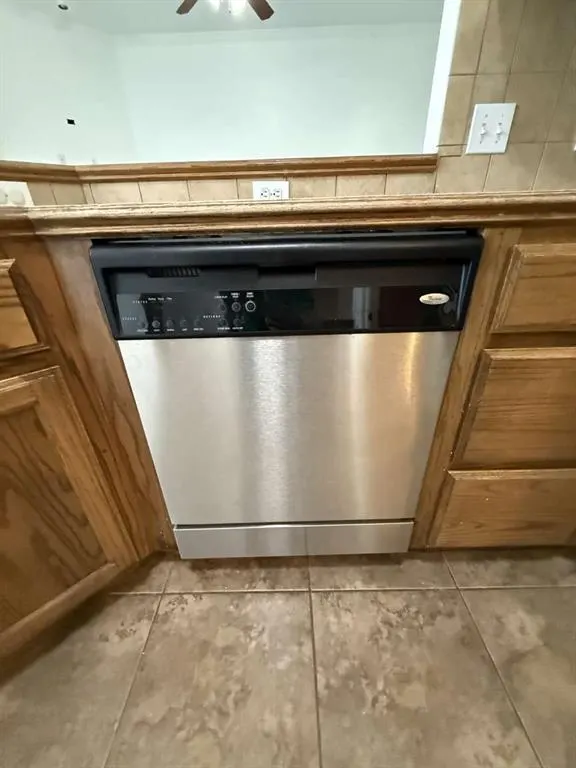 Photo 16 — 2261 Blue Jay Drive, Edmond, OK 73012