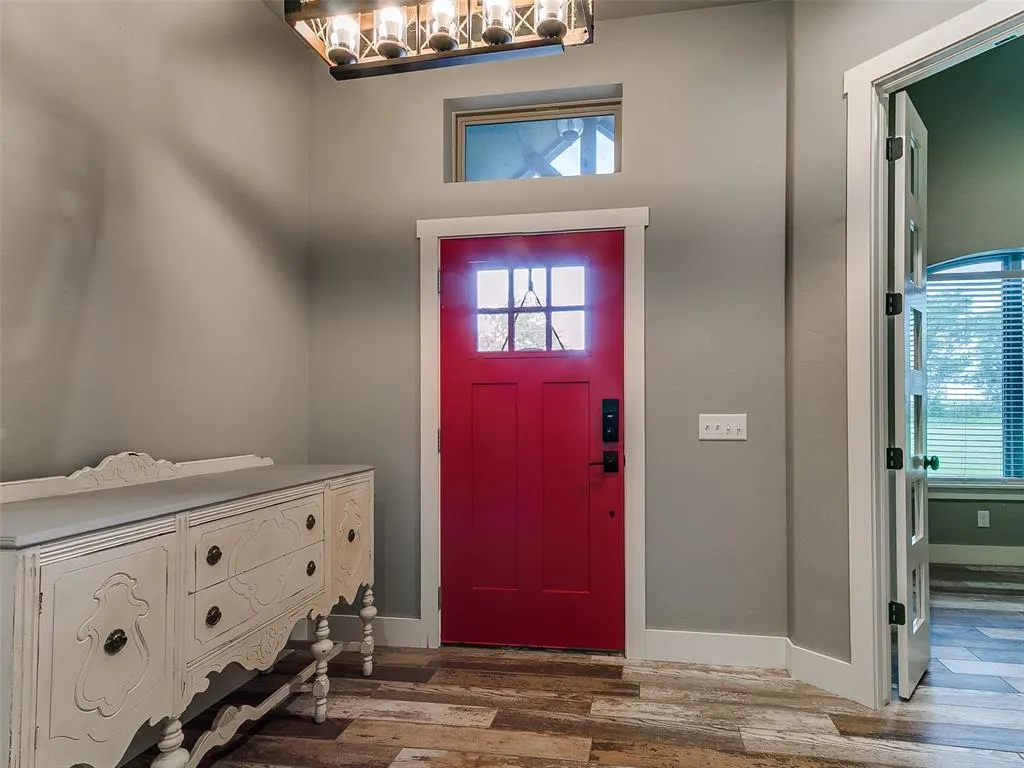 Photo 13 — 2040 S May Avenue, Guthrie, OK 73044