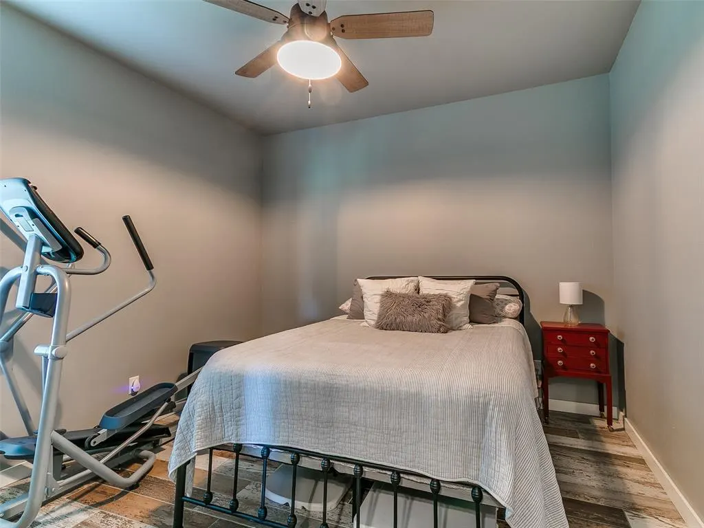 Photo 27 — 2040 S May Avenue, Guthrie, OK 73044