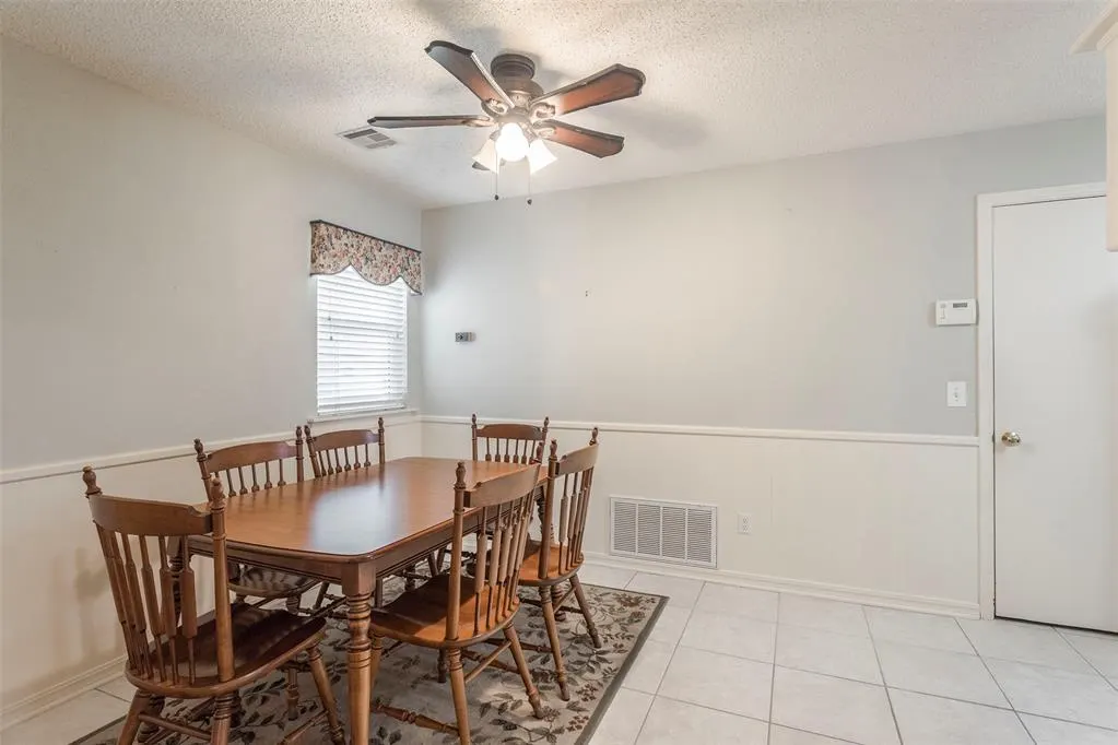 Photo 7 — 6104 N Allison Drive, Oklahoma City, OK 73112