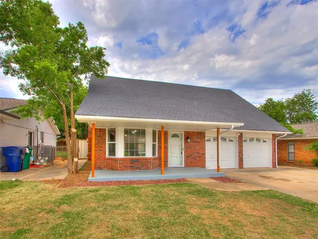 Photo 4 — 1028 SW 94th Street, Oklahoma City, OK 73139