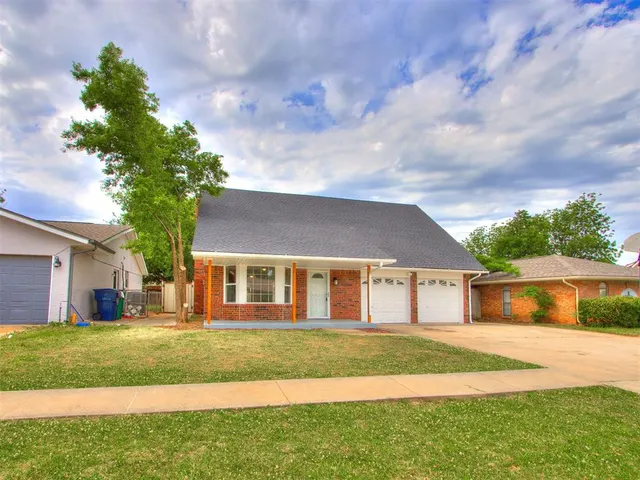 Photo 6 — 1028 SW 94th Street, Oklahoma City, OK 73139