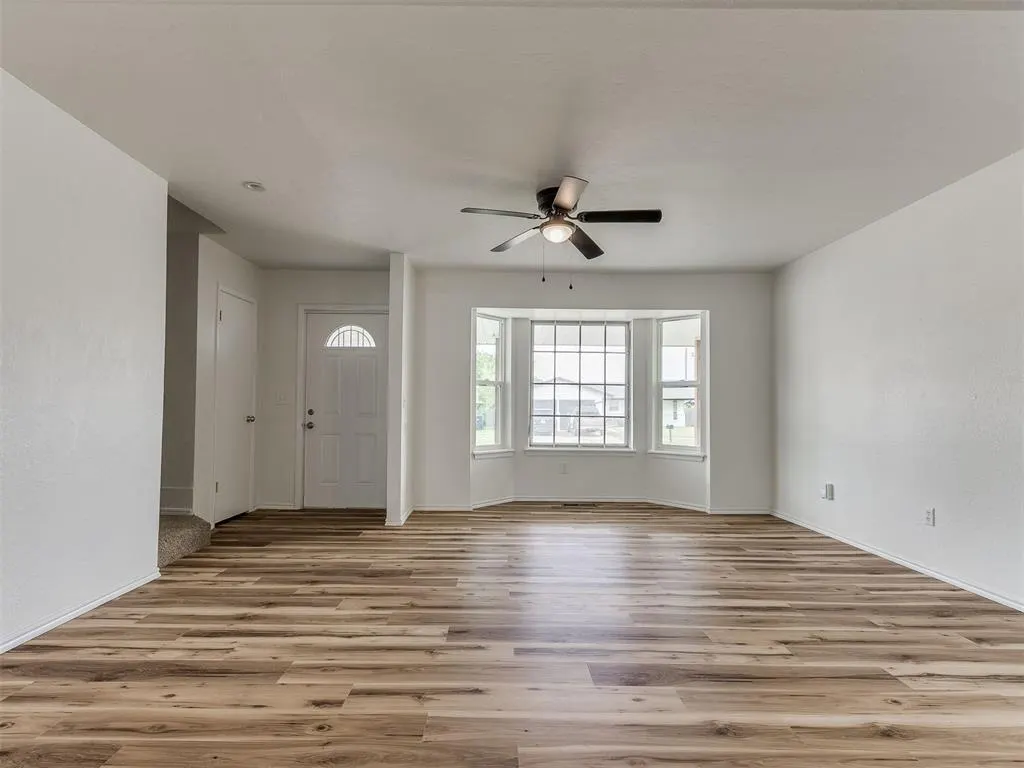 Photo 11 — 1028 SW 94th Street, Oklahoma City, OK 73139