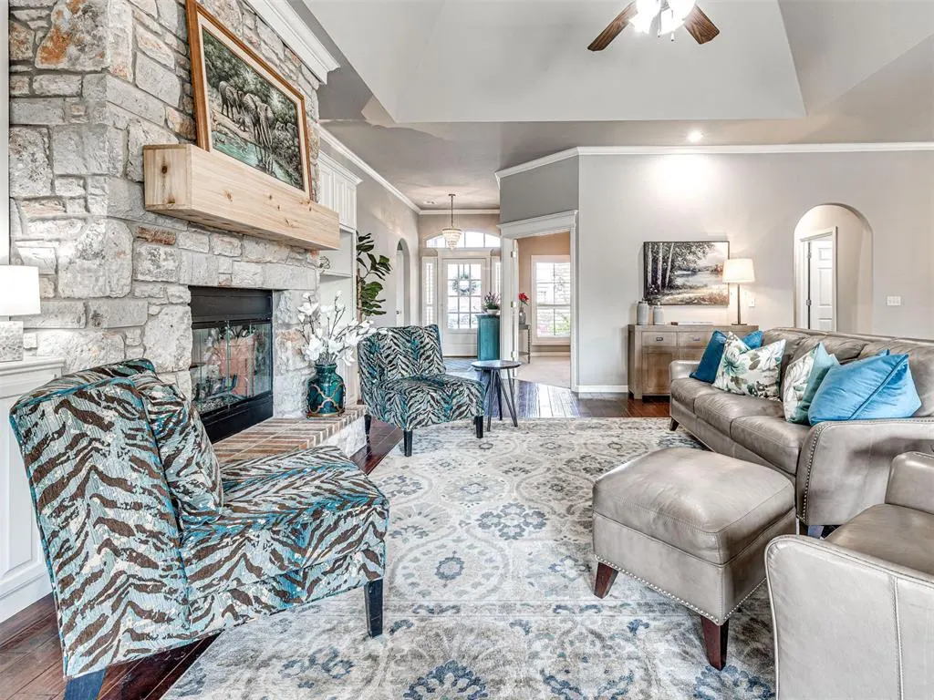 Photo 13 — 12500 Chateaux Road, Oklahoma City, OK 73142