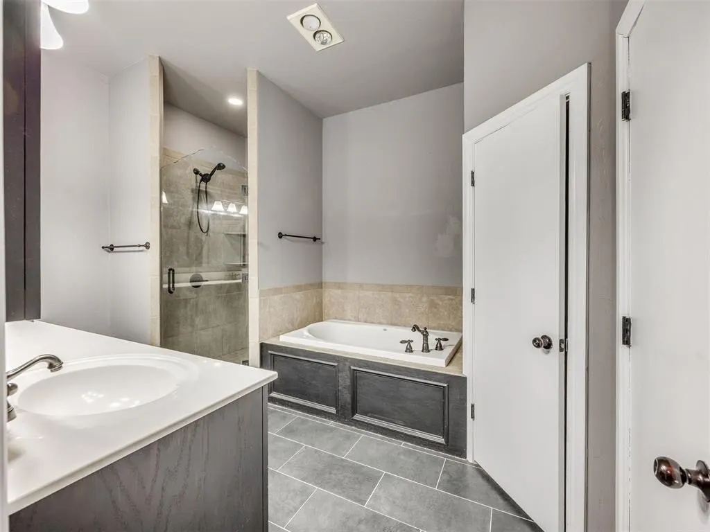 Photo 4 — 417 Shrill Street, Norman, OK 73071