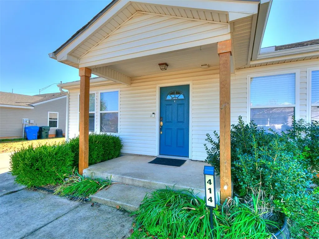 Front exterior — 414 English Elm Lane, Norman, OK 73069