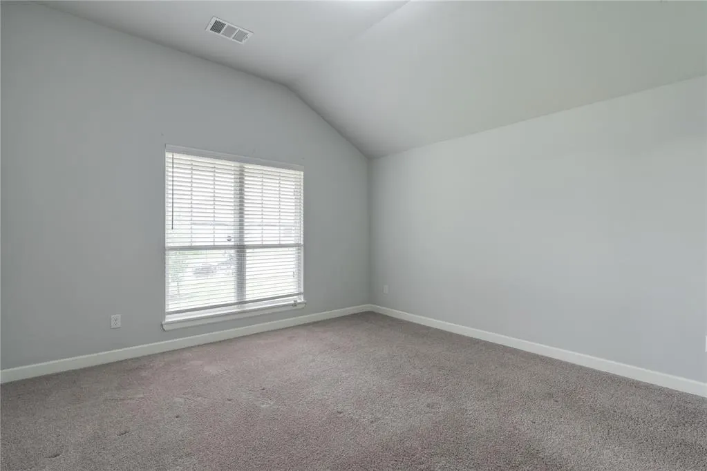 Photo 19 — 12929 NW 4th Street, Yukon, OK 73099