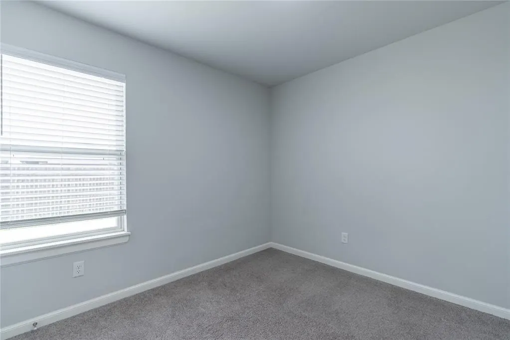 Photo 29 — 12929 NW 4th Street, Yukon, OK 73099