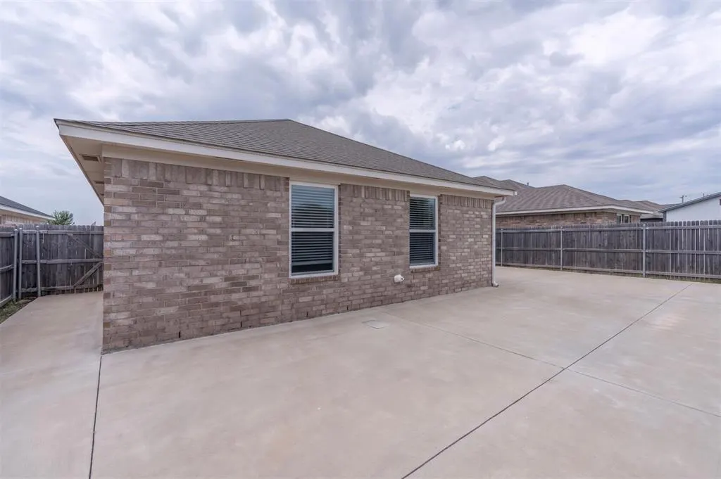 Photo 38 — 12929 NW 4th Street, Yukon, OK 73099