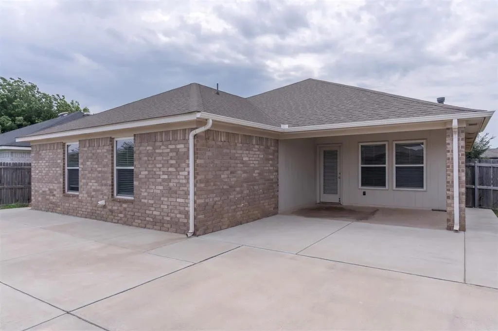 Photo 39 — 12929 NW 4th Street, Yukon, OK 73099