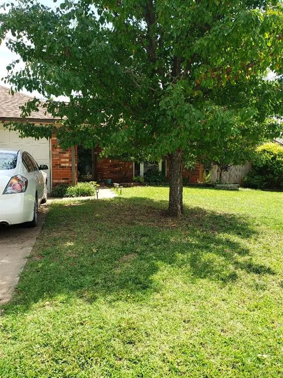 Photo 3 — 2336 Appleway Street, Edmond, OK 73013