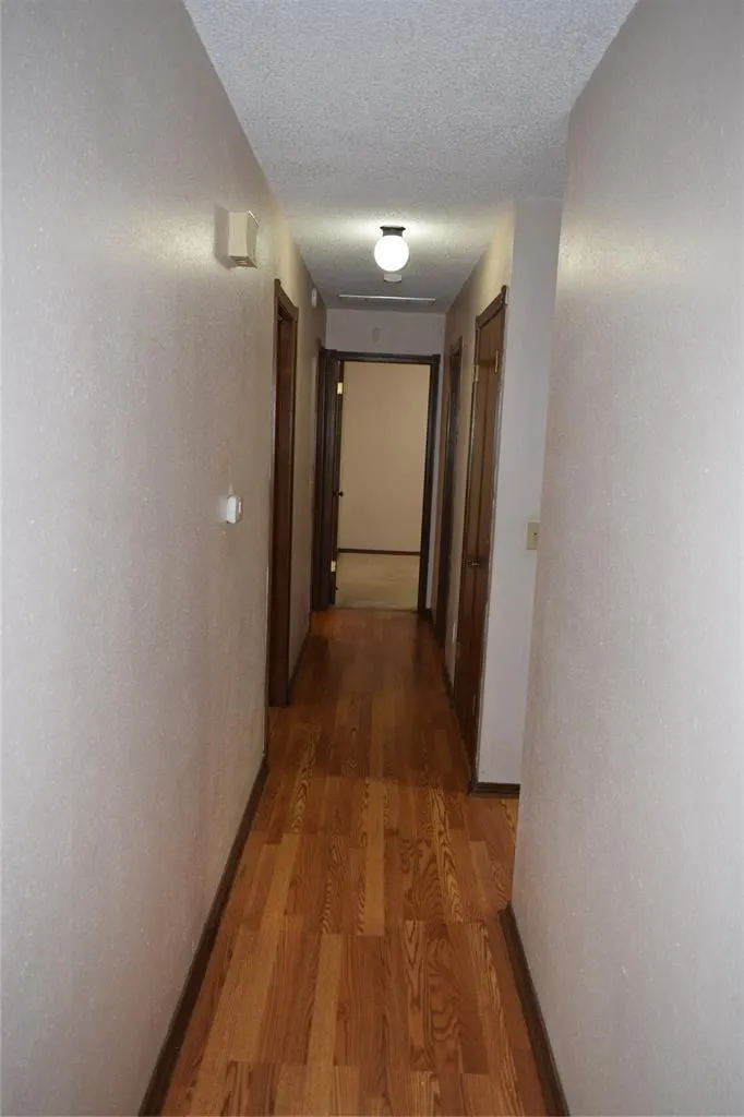 Photo 7 — 3649 Sunvalley Drive, Midwest City, OK 73110