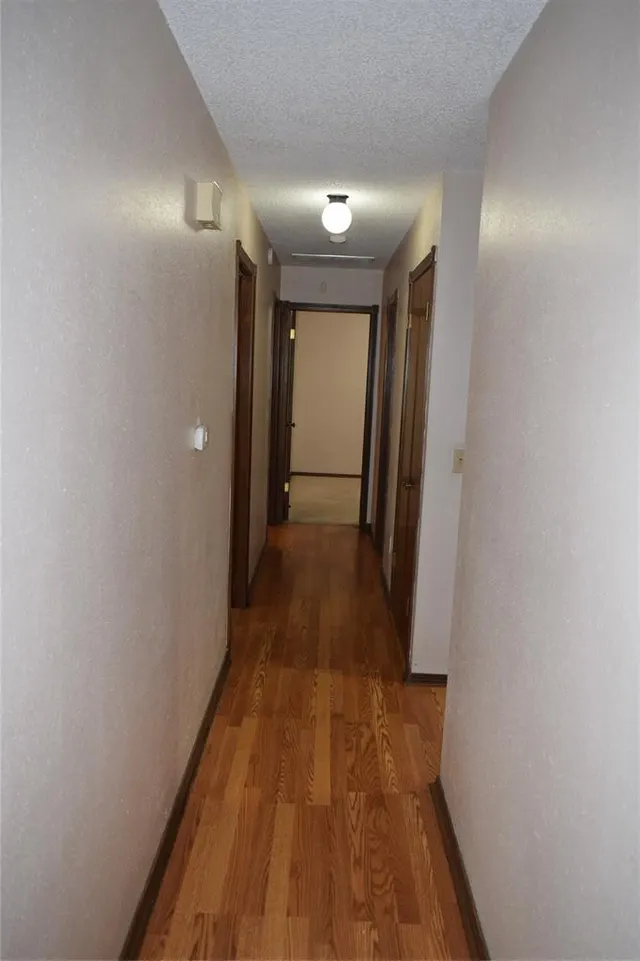 Photo 7 — 3649 Sunvalley Drive, Midwest City, OK 73110
